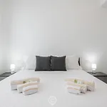 Tigellius Apartments - Central Comfort